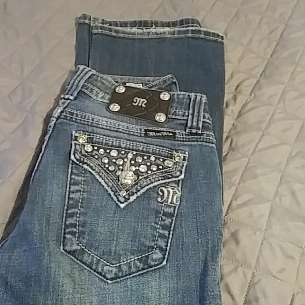 Miss Me boot cut jeans. Size 27